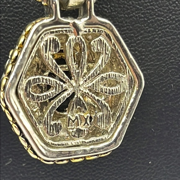 Elegant Black Beaded  Necklace with Gold and Silver tone Pendant  with Quartz - Picture 14 of 14